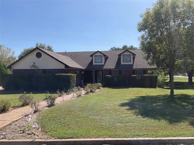 101 EdgeForest Drive, Elm Mott TX 76640