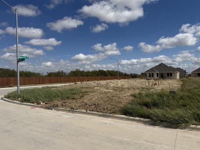 10144 Airliner Way, Fort Worth TX 76131 - Photo 2