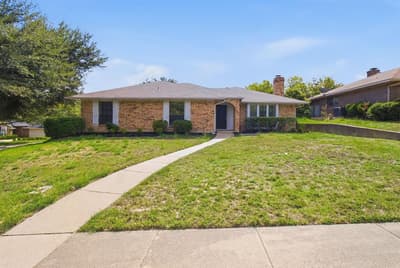 438 Blueridge Drive, Duncanville TX 75137