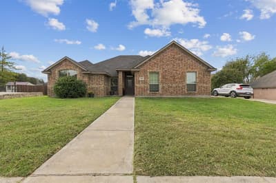 2122 Valley Drive, Weatherford TX 76087