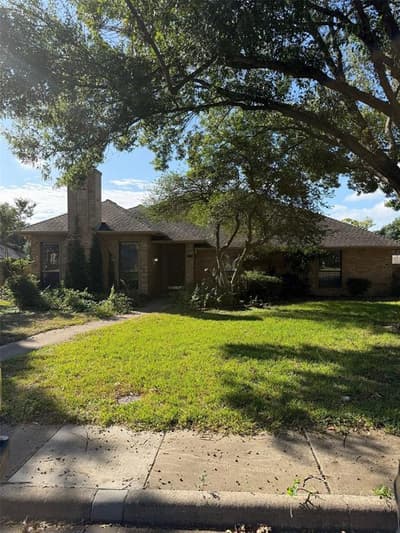 1310 Briarmeade Drive, Duncanville TX 75137