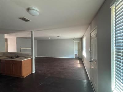 2733 Ingram Circle, Mesquite TX 75181 - Photo 4