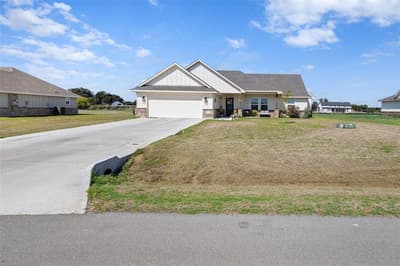 232 Yawney Drive, Lipan TX 76462