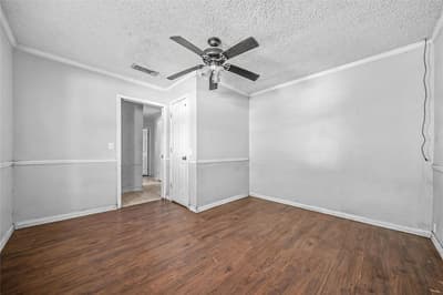 206 Sixpence Lane, Euless TX 76039 - Photo 4