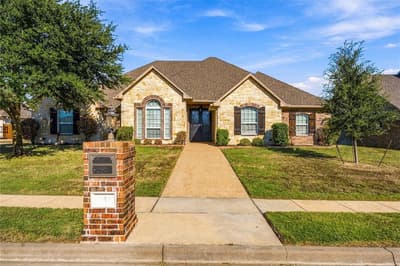 545 Hunton Lane, Robinson TX 76706