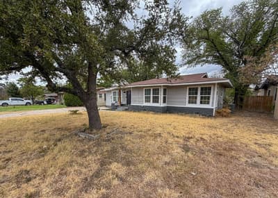 5433 Greenlee Street, Fort Worth TX 76112 - Photo 2