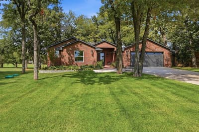 215 Modoc Trail, Lake Kiowa TX 76240