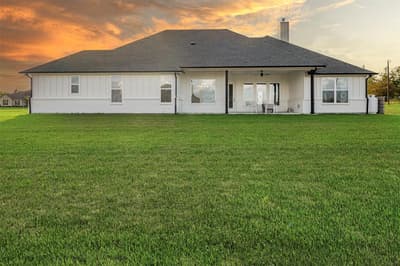 8524 Bronco Drive, Godley TX 76044 - Photo 3