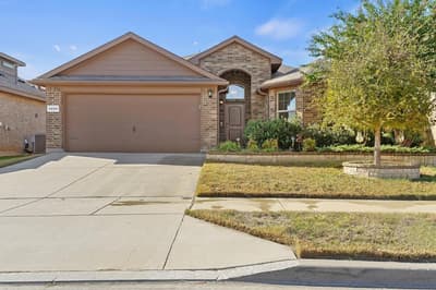 4225 Tollcross Lane, Fort Worth TX 76123 - Photo 2