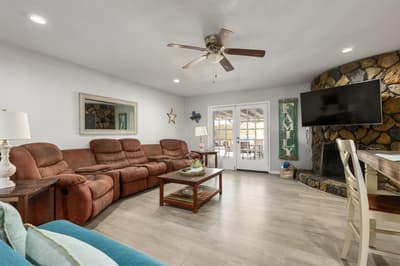 1205 Denmark Street, Grand Prairie TX 75050 - Photo 5