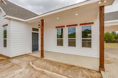1024 RAYS Way, Weatherford TX 76085 - Photo 3