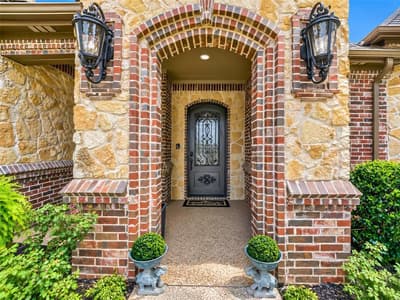 6620 Cedar Grove Drive, North Richland Hills TX 76182 - Photo 2