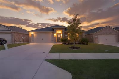 2316 Sadlers Creek Lane, Fort Worth TX 76108