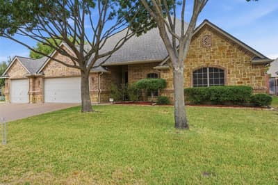 136 Castle Pines Drive, Willow Park TX 76008 - Photo 2