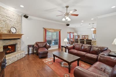 136 Castle Pines Drive, Willow Park TX 76008 - Photo 5
