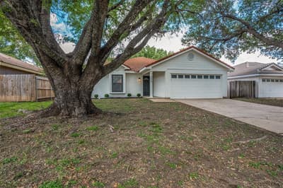 1305 Nelson Place, Fort Worth TX 76028