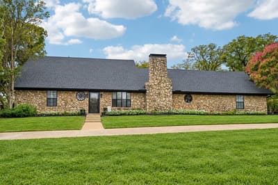 180 N Woodland Trail, Double Oak TX 75077