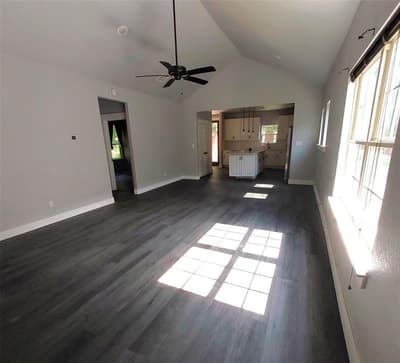 701 E Washington Street, Paris TX 75460 - Photo 5