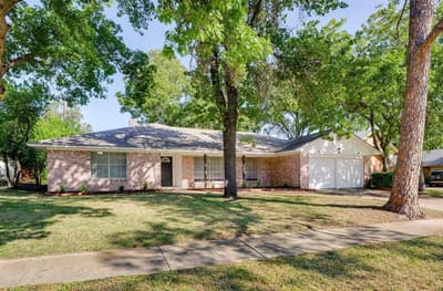 1727 Park Hill Drive, Arlington TX 76012