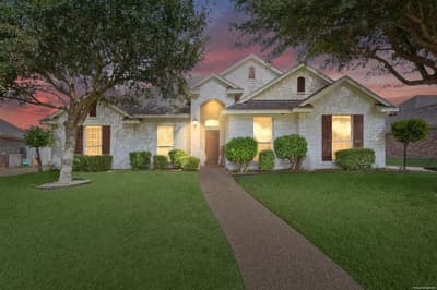 329 Edinburgh Lane, Waco TX 76712 - Photo 2