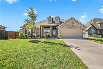 172 Landsdale Circle, Forney TX 75126