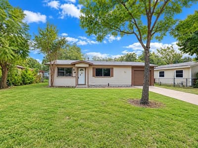 761 Thomas Avenue, Hurst TX 76053