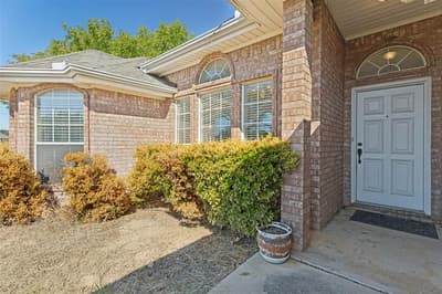 7848 Nine Mile Bridge Road, Fort Worth TX 76135 - Photo 4