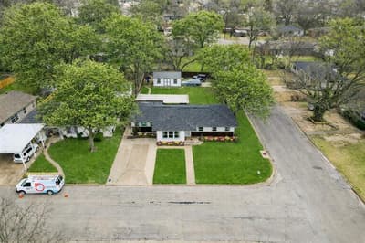 1401 N Highland Avenue, Sherman TX 75092 - Photo 2