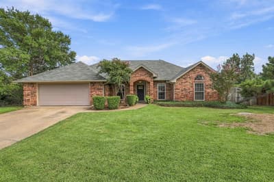 7704 Sagebrush Court S, North Richland Hills TX 76182
