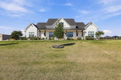 222 Magnolia Drive, Van Alstyne TX 75495