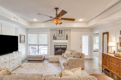 6015 Kenilworth Drive, Arlington TX 76001 - Photo 5