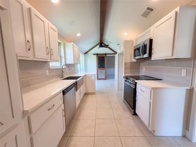711 Rush Creek Drive, Allen TX 75002 - Photo 3