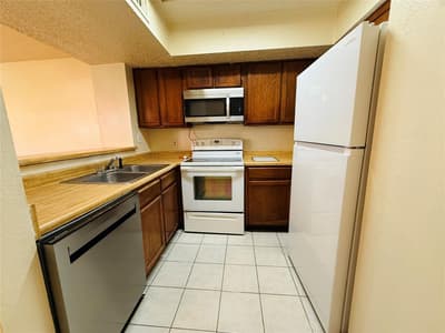 9833 Walnut Street # 108, Dallas TX 75243 - Photo 5