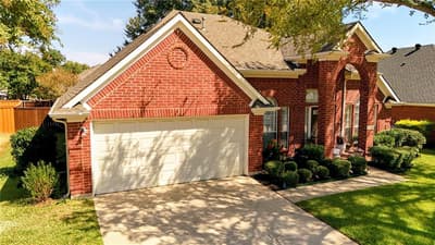 10112 Norman Court, Irving TX 75063 - Photo 4