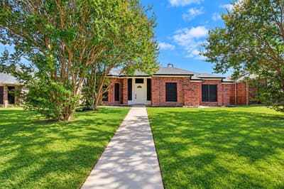 1812 Seminole Trail, Mesquite TX 75149