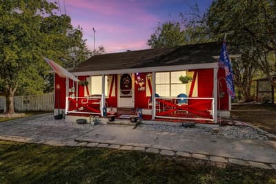 604 E South Street, Whitesboro TX 76273