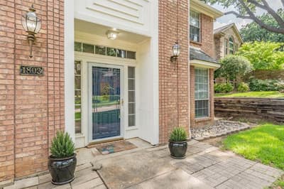 1803 Haydenbend Circle, Grapevine TX 76051 - Photo 2