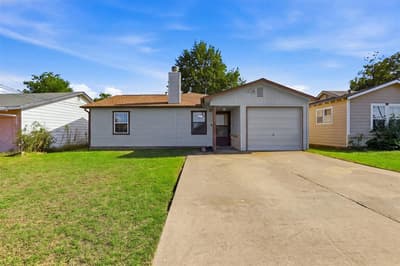 609 W Kilpatrick Avenue, Cleburne TX 76033 - Photo 2