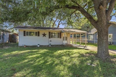 1014 W Florence Street, Denison TX 75020