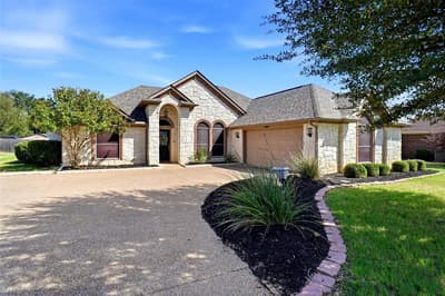 3105 Rim Rock Court, Granbury TX 76049