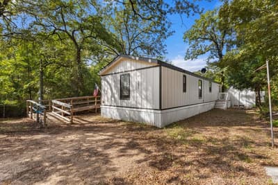 131 Sunray Street, Mabank TX 75156 - Photo 2
