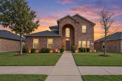 2020 Glen Hollow Drive, Lancaster TX 75134