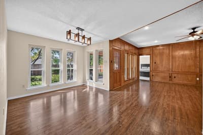 201 Oakhaven Drive, Grand Prairie TX 75050 - Photo 4