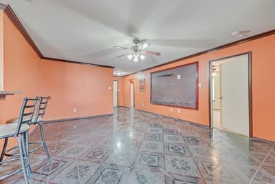 2833 Drycreek Lane, Dallas TX 75237 - Photo 5