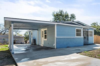 2313 Lucas Drive, Fort Worth TX 76112 - Photo 3