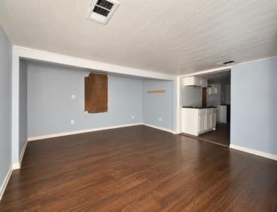 5512 Curzon Avenue, Fort Worth TX 76107 - Photo 2