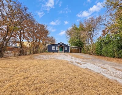 5512 Curzon Avenue, Fort Worth TX 76107