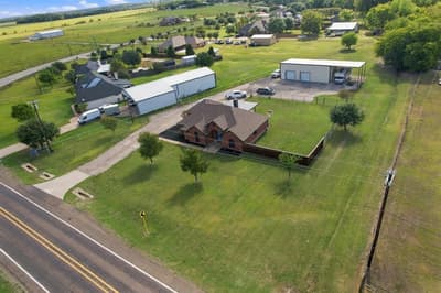1206 W Fm 813, Palmer TX 75152