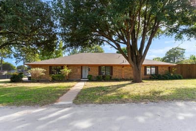1953 Limerick Lane, Grapevine TX 76051 - Photo 2