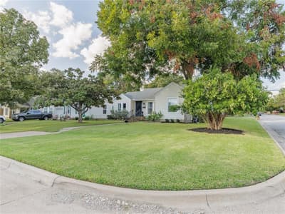 4900 Birchman Avenue, Fort Worth TX 76107 - Photo 2
